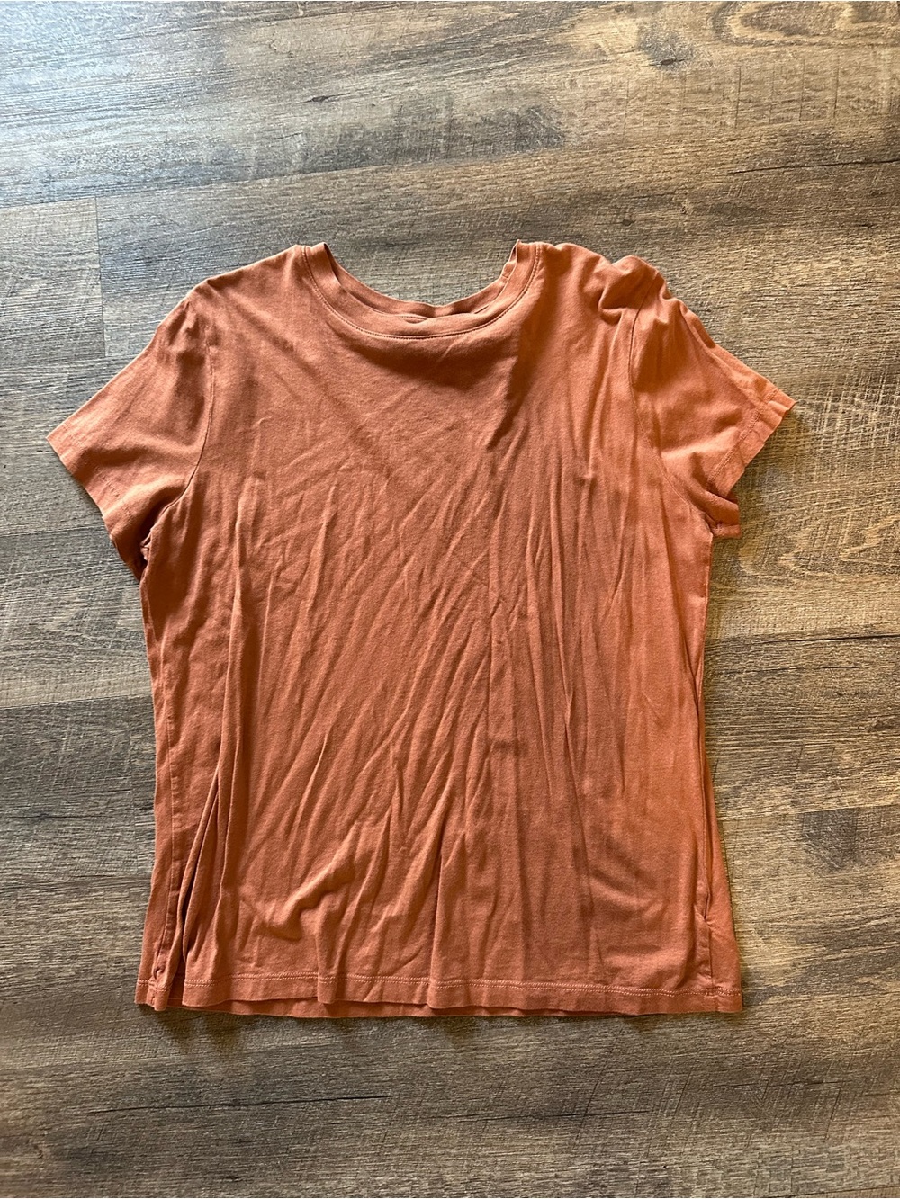 a new day Short-Sleeve Crewneck Top — Rust Orange